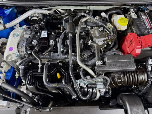 Used 2025 Nissan Sentra SR image 39