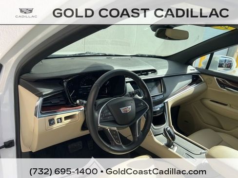 Used 2019 Cadillac XT5 Luxury image 17
