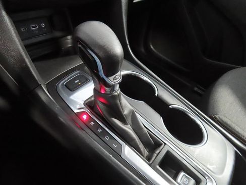 Used 2022 Chevrolet Equinox LT AWD/4WD image 23