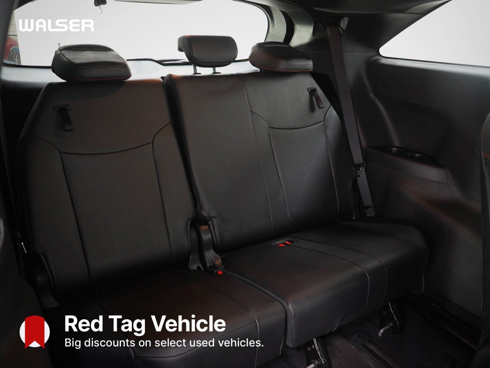 Used 2025 Toyota Sienna XSE AWD/4WD image 15