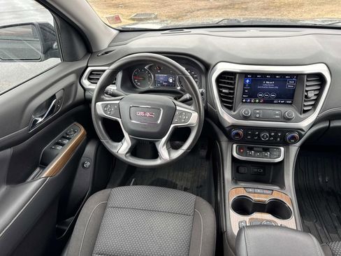 Used 2023 GMC Acadia SLE w/ Driver Convenience Package image 18