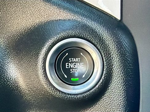 Used 2024 Chevrolet Silverado 2500 Custom w/ Custom Value Package image 37