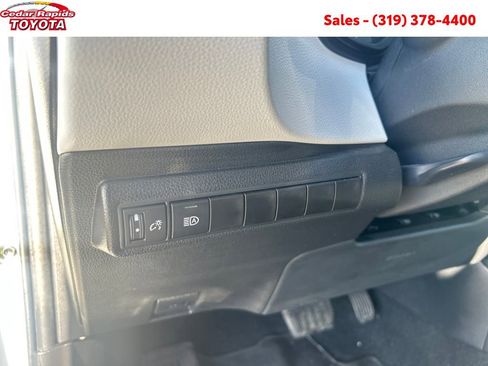 Certified 2023 Toyota Corolla SE image 26