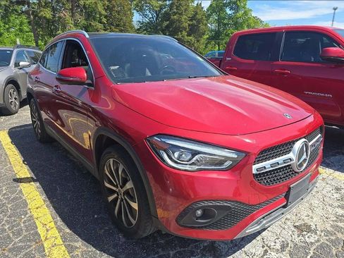 Used 2021 Mercedes-Benz GLA 250 4MATIC w/ Premium Package image 1