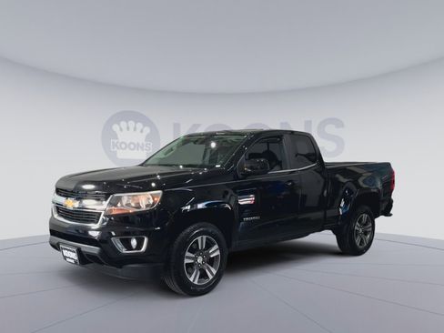 Used 2017 Chevrolet Colorado LT w/ LT Convenience Package image 7