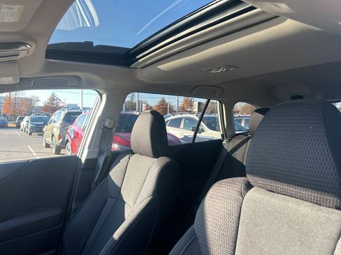 Certified 2025 Subaru Outback Premium image 5