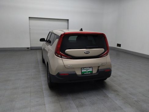 Used 2020 Kia Soul EX image 6
