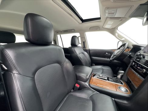 Used 2024 Nissan Armada SL w/ Captain's Chairs Package RWD image 34