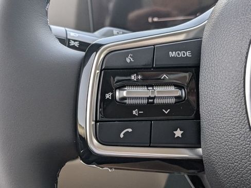 New 2026 Kia Carnival FWD image 27