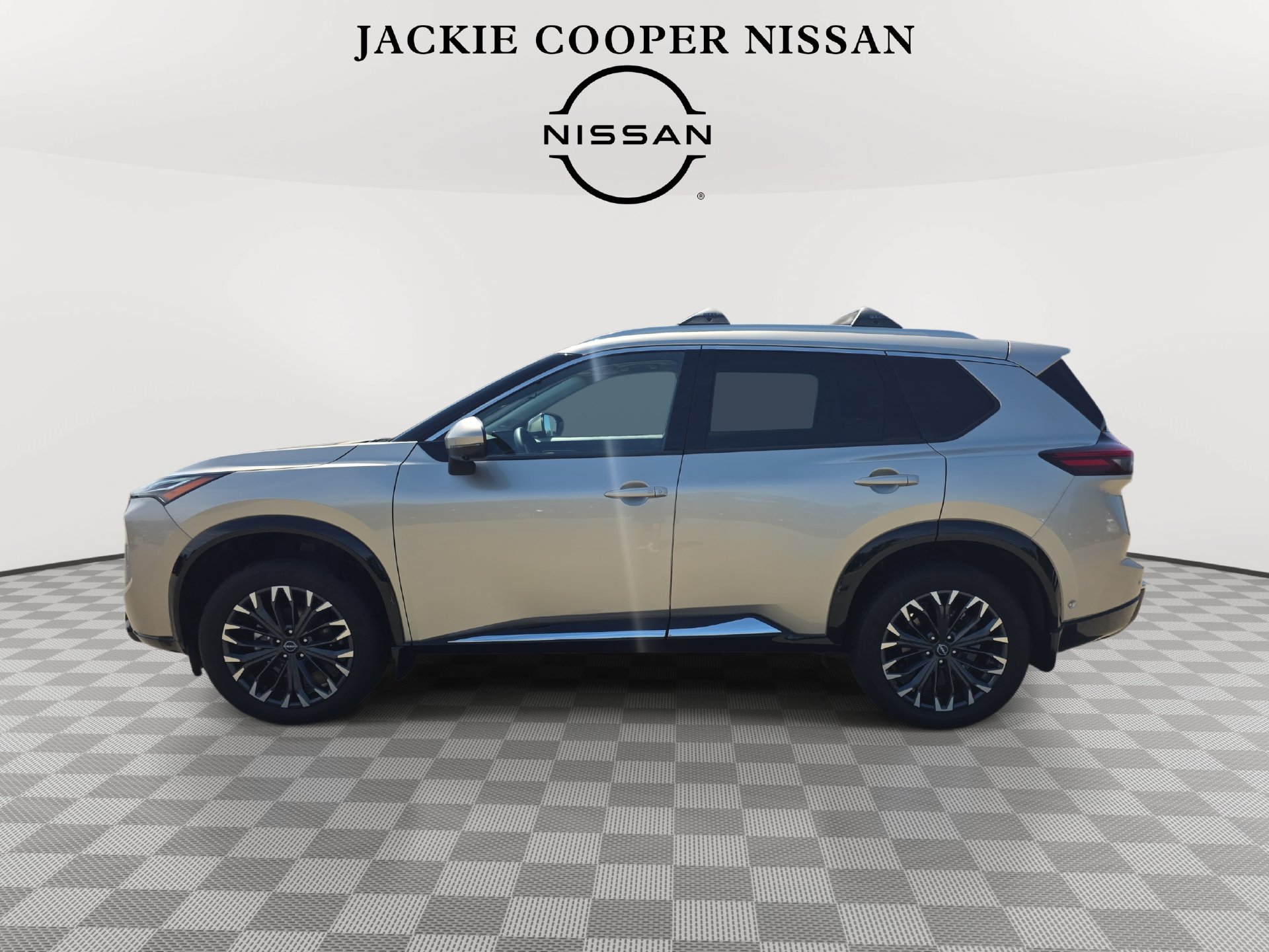 Used 2026 Nissan Rogue Platinum w/ Platinum Premium Package AWD/4WD image 8