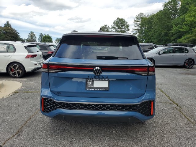 New 2026 Volkswagen Tiguan SE R-Line FWD image 5