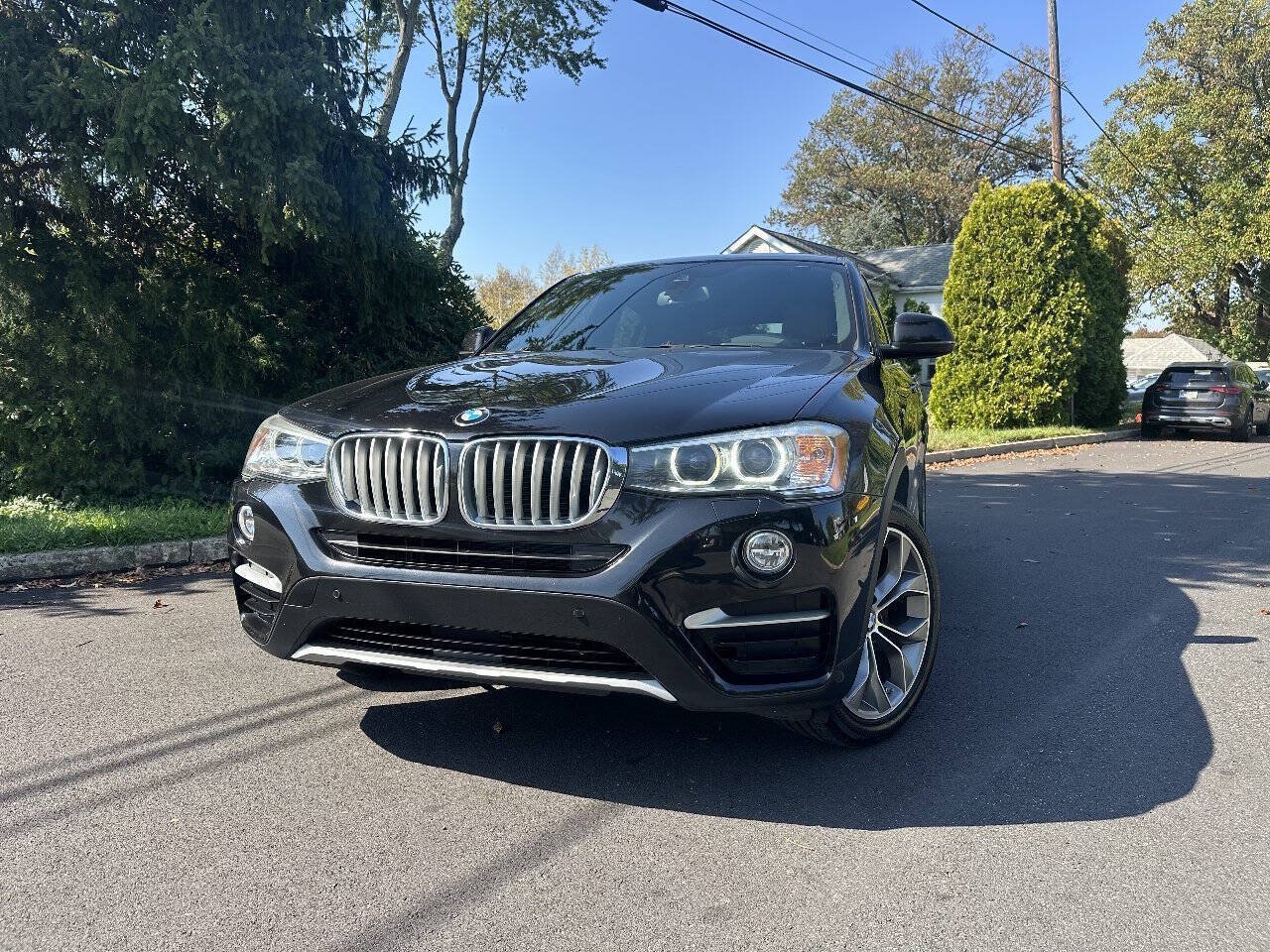 Used 2018 BMW X4 xDrive28i AWD/4WD image 2