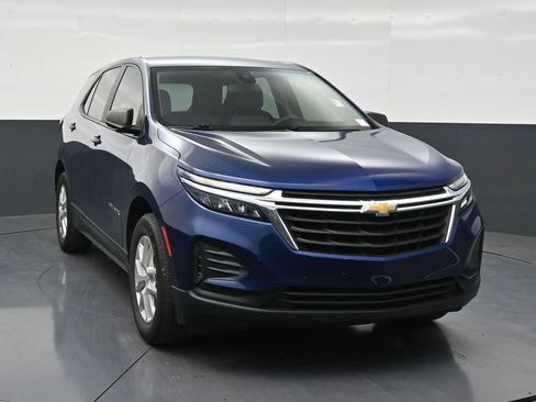 Used 2022 Chevrolet Equinox LS FWD image 7