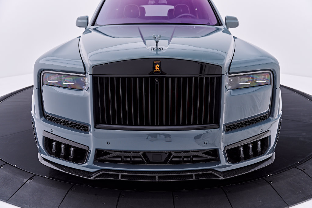 Used 2025 Rolls-Royce Cullinan AWD/4WD image 23