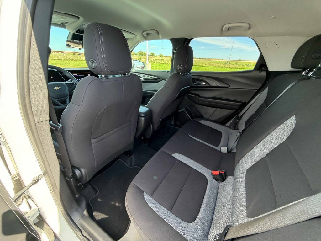 Used 2026 Chevrolet TrailBlazer LT AWD/4WD image 19