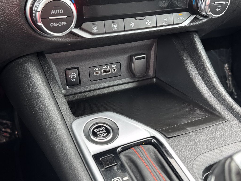 Used 2024 Nissan Sentra SR FWD image 26