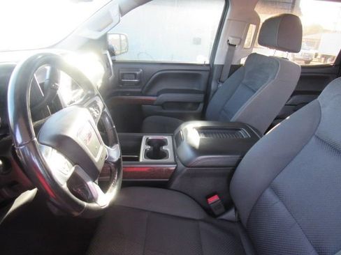 Used 2018 GMC Sierra 1500 SLE image 22