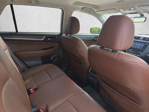 Used 2019 Subaru Outback 2.5i Touring AWD/4WD image 24