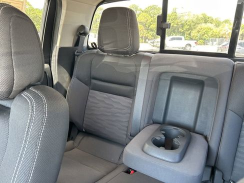 Certified 2023 Nissan Frontier SV w/ SV Convenience Package RWD image 14