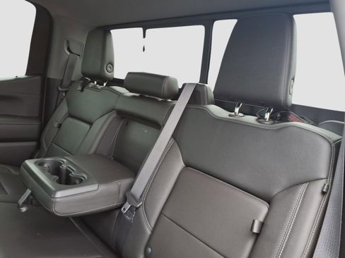 Used 2019 Chevrolet Silverado 1500 LTZ w/ LTZ Premium Package AWD/4WD image 15