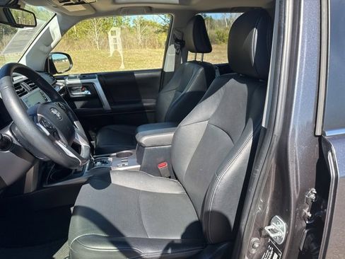 Used 2023 Toyota 4Runner Limited image 18