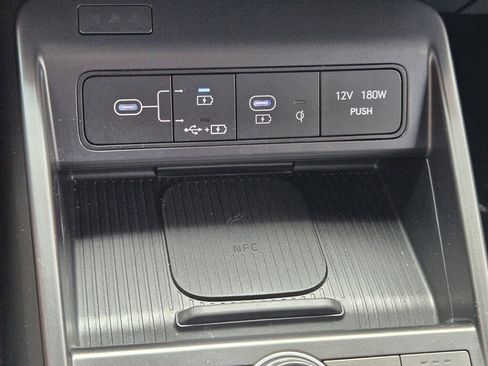 Certified 2025 Hyundai Kona SEL FWD image 21