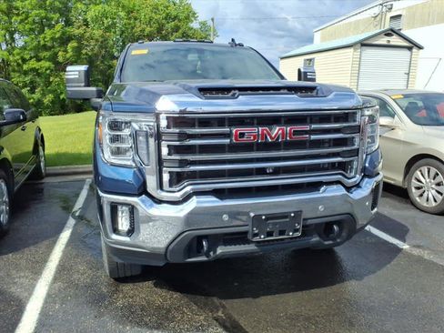 Used 2021 GMC Sierra 2500 SLT w/ SLT Premium Package AWD/4WD image 11