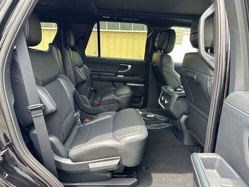 New 2026 Ford Expedition Platinum w/ Stealth Appearance Package AWD/4WD image 22