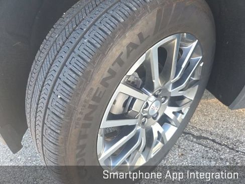 Used 2026 GMC Terrain Denali w/ LPO, Floor Liner Package AWD/4WD image 24