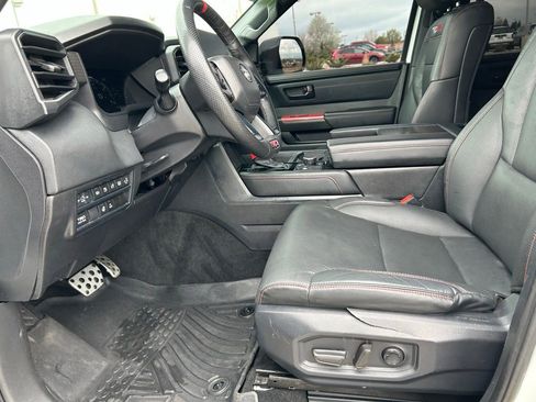 Used 2025 Toyota Tundra TRD Pro AWD/4WD image 23