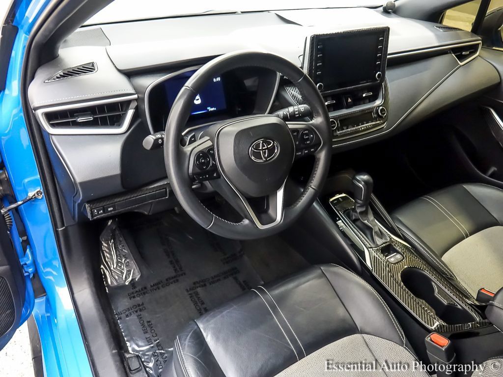 Used 2022 Toyota Corolla XSE FWD image 10