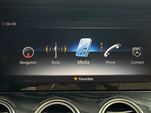 Used 2018 Mercedes-Benz E 300 image 29