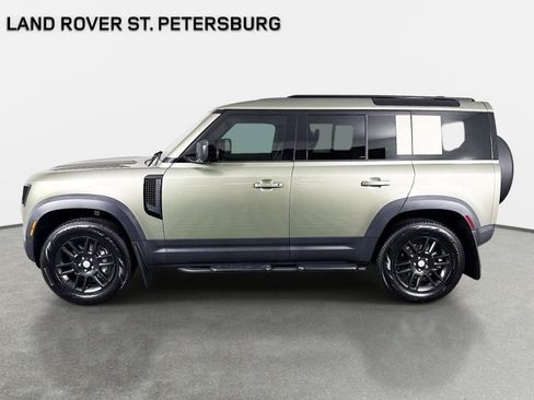 Used 2025 Land Rover Defender 110 S AWD/4WD image 8