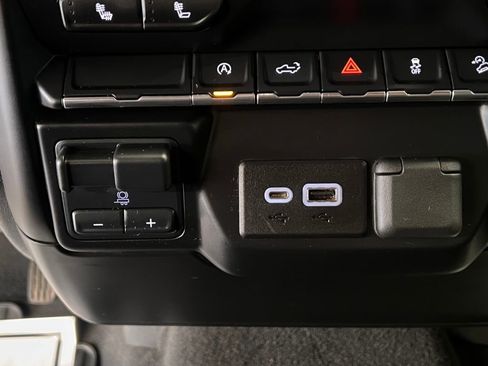 Used 2021 Chevrolet Silverado 1500 RST w/ Z71 Off-Road Package image 27