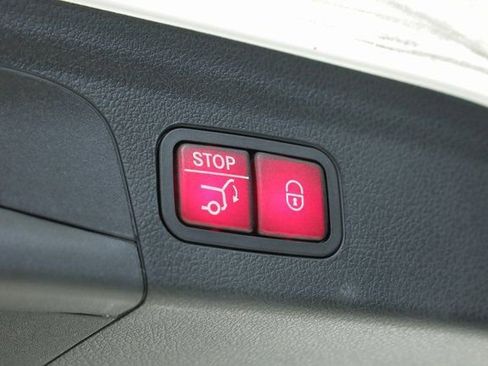 Used 2021 Mercedes-Benz GLE 350 w/ 3rd Row Seat Package image 44