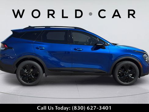 Certified 2025 Kia Sportage X-Line w/ Premium Package AWD/4WD image 3
