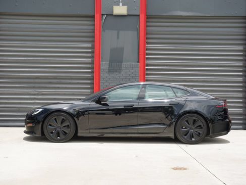 Used 2023 Tesla Model S AWD/4WD image 10