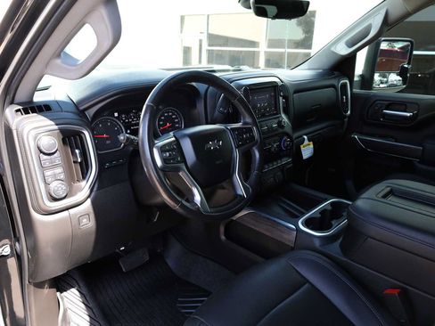 Used 2021 Chevrolet Silverado 2500 LTZ w/ LTZ Plus Package AWD/4WD image 2