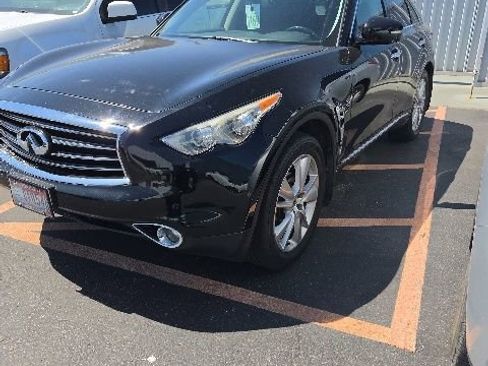 Used 2014 INFINITI QX70 AWD w/ Premium Package image 1