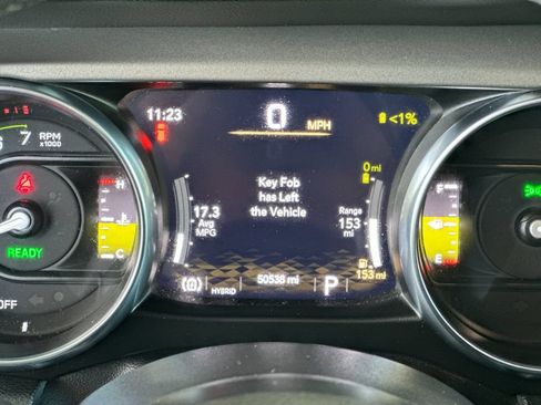Used 2023 Jeep Wrangler Unlimited AWD/4WD image 25