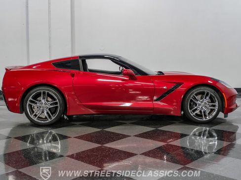 Used 2015 Chevrolet Corvette Stingray Coupe RWD image 14