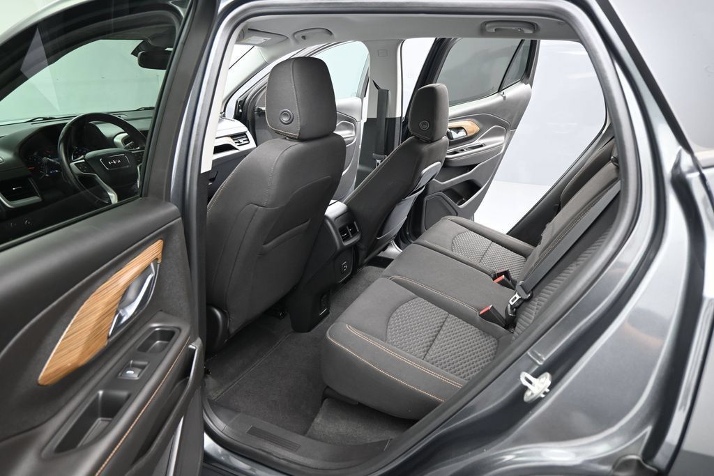 Used 2019 GMC Terrain SLE w/ Driver Convenience Package AWD/4WD image 18