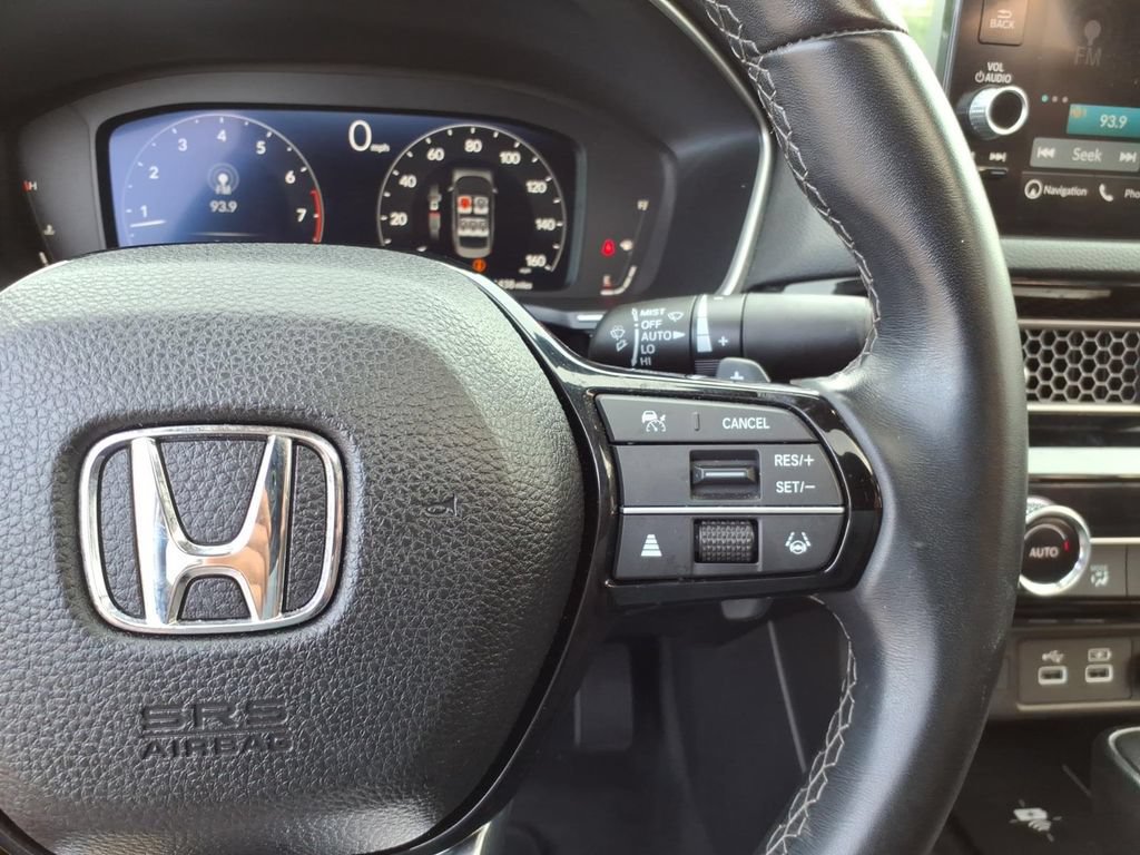 Used 2023 Honda Civic Touring image 10