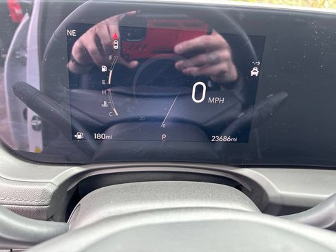 Used 2024 Buick Encore GX Preferred FWD image 27