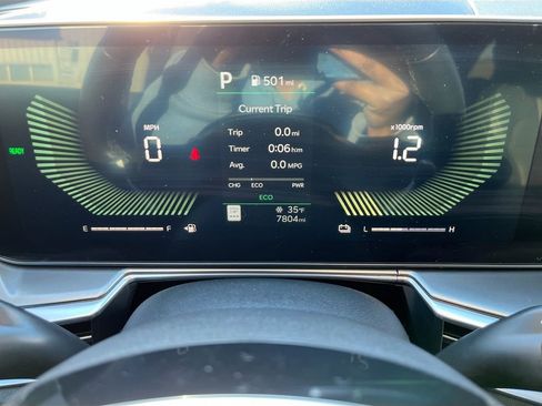 Certified 2025 Kia Sorento EX image 12