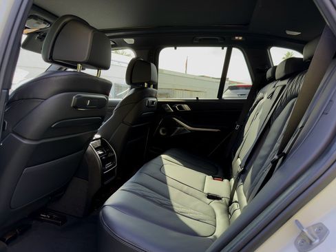 New 2026 BMW X5 M60i image 12