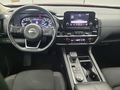 Used 2022 Nissan Pathfinder SV AWD/4WD image 22