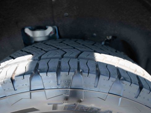 Used 2025 Honda Pilot TrailSport image 31