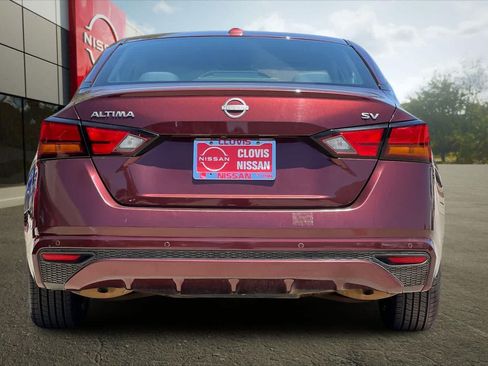 Used 2023 Nissan Altima 2.5 SV FWD image 8