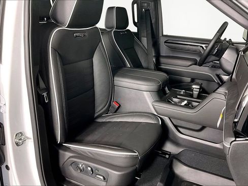 New 2026 GMC Sierra 1500 AT4X image 12